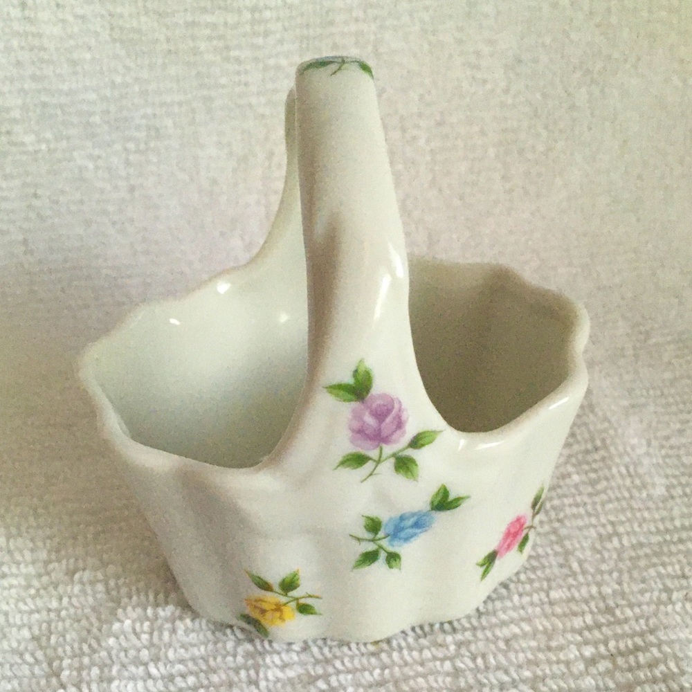 Takahashi San Francisco Lara small ceramic basket